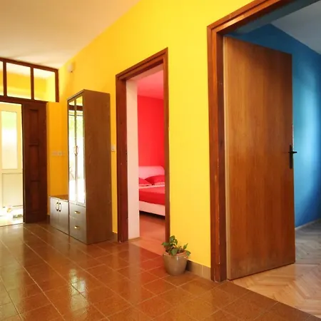 Seaside Holiday House Kali, Ugljan - 8429 Дом отдыха