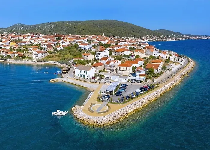 Seaside House Kali, Ugljan - 8429 بيت للعطل